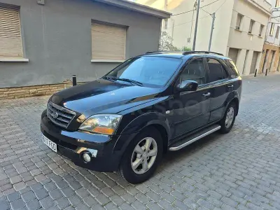 Usado Kia Sorento Active 170 CV (125 kW) 2007 Negro SUV