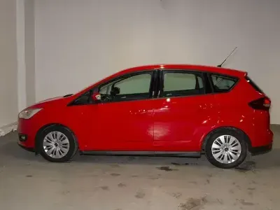 Usado Ford C-MAX Titanium 120 CV (88 kW) 2016 Rojo Monovolumen