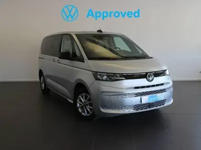Käytetty VW Multivan 150 HP (110 kW) 2025 Harmaa Tila-auto
