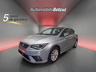 Usado Seat Ibiza Style Plus 110 CV (80 kW) 2022 Gris Utilitario