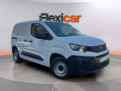 Usado Peugeot Partner 102 CV (75 kW) 2022 Blanco Monovolumen