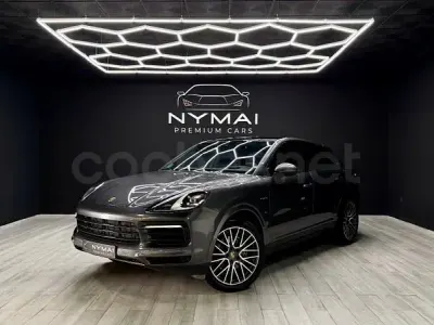 Usado Porsche Cayenne 462 CV (339 kW) 2020 Gris / plata SUV