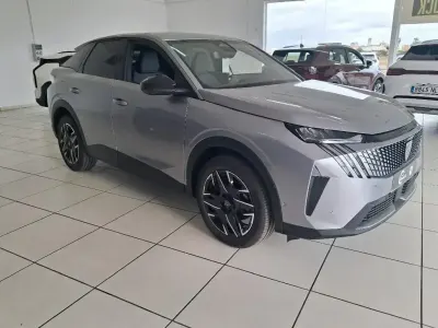 Nuevo Peugeot 3008 Allure 145 CV (106 kW) 2026 Gris SUV