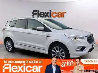 Usado Ford Kuga Vignale 150 CV (110 kW) 2019 Beige SUV