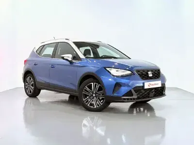 Usado Seat Arona FR 116 CV (85 kW) 2025 Azul SUV