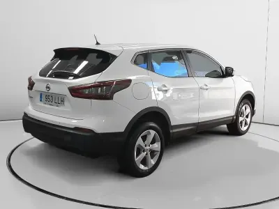 Begagnad Nissan Qashqai Acenta 116 HK (85 kW) 2020 Vit SUV