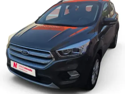 Usado Ford Kuga Titanium 150 CV (110 kW) 2019 Gris SUV