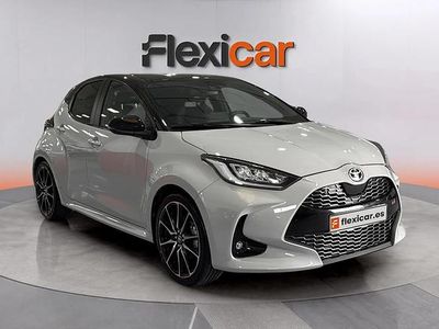 Occasion Toyota Yaris Hybrid Plus 116 PK (85 kW) 2022 Wit Sedan