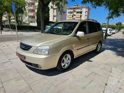 Usado Kia Carens