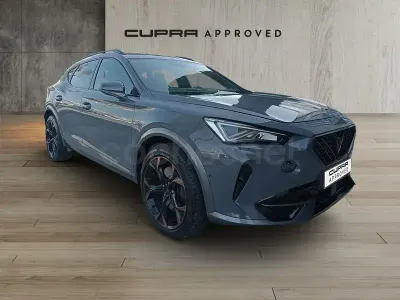 Usado Cupra Formentor VZ 245 CV (180 kW) 2021 Gris / plata SUV