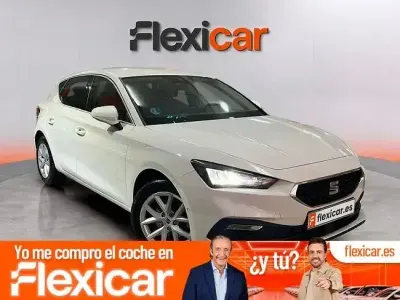 Usado Seat Leon Style 116 CV (85 kW) 2025 Blanco Familiar