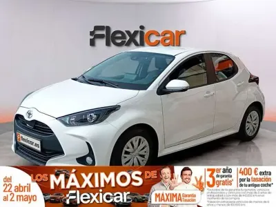 Begagnad Toyota Yaris Edition 72 HK (52 kW) 2022 Vit Halvkombi
