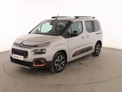 Usado Citroën Berlingo Shine 131 CV (96 kW) 2019 Beige Monovolumen