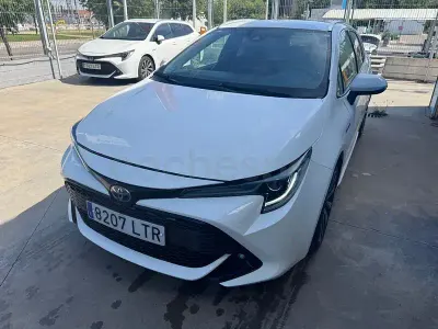 Usado Toyota Corolla Sport 122 CV (89 kW) 2021 Blanco Familiar