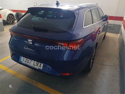 Usado Seat Leon XCELLENCE 150 CV (110 kW) 2021 Azul Familiar