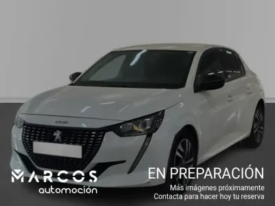 Usado Peugeot 208 Allure 100 CV (73 kW) 2023 Utilitario