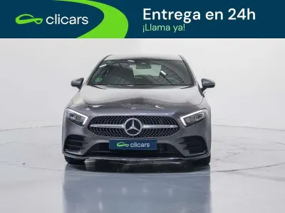 Usado Mercedes A180 116 CV (85 kW) 2020 Gris Utilitario