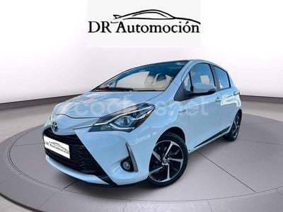 Blanco Usado 2019 Toyota Yaris Hybrid Advance Berlina | 12.490 € (Precio justo)