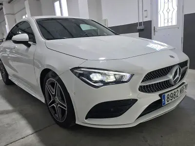 Usado Mercedes CLA200 150 CV (110 kW) 2024 Blanco Coupe