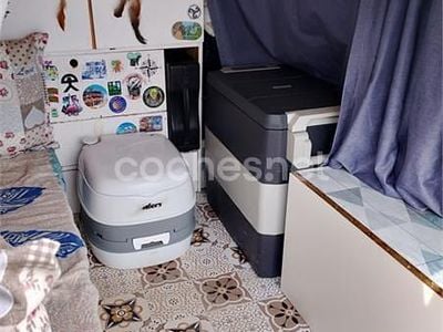 Verde Usado 1999 Hyundai H-1 Monovolumen | 4000 €