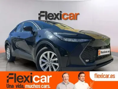 Usado Toyota C-HR Active 140 CV (102 kW) 2024 Negro SUV