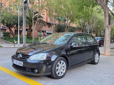 Usado VW Golf IV Highline 140 CV (102 kW) 2005 Negro Berlina
