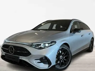 Usado Mercedes CLA180 136 CV (100 kW) 2026 Gris Familiar