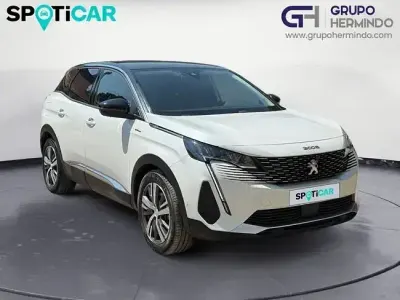 Usado Peugeot 3008 Allure 225 CV (165 kW) 2022 Blanco SUV