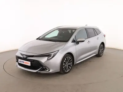 Usado Toyota Corolla Style 140 CV (102 kW) 2024 Gris Familiar
