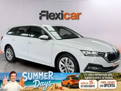 Usado Skoda Octavia SportLine 150 CV (110 kW) 2024 Blanco Familiar
