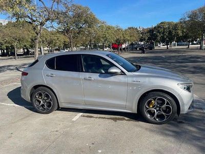 Usado Alfa Romeo Stelvio Veloce 210 CV (154 kW) 2021 Gris / plata SUV