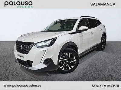 Usado Peugeot 2008 Allure 130 CV (95 kW) 2021 Blanco SUV