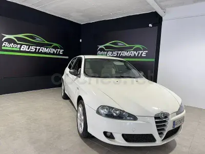 Usado Alfa Romeo 147 Impression 105 CV (77 kW) 2005 Blanco Utilitario