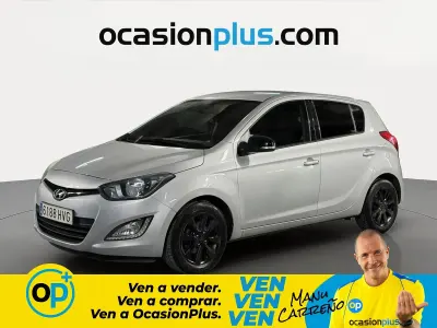 Usado Hyundai i20 GO! 85 CV (62 kW) 2014 Gris Utilitario