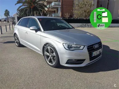 Usado Audi A3 Ambiente 184 CV (135 kW) 2013 Blanco Berlina