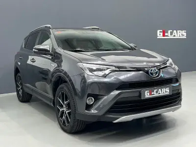 Usado Toyota RAV4 Hybrid 197 CV (144 kW) 2016 Gris / plata SUV