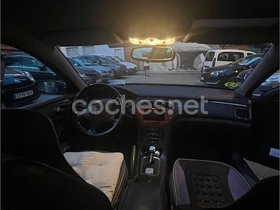 Peugeot 607