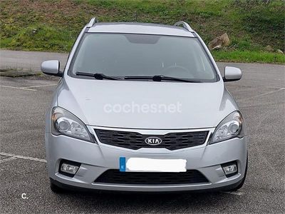 Usado Kia Ceed Active 115 CV (84 kW) 2010 Gris / plata Utilitario
