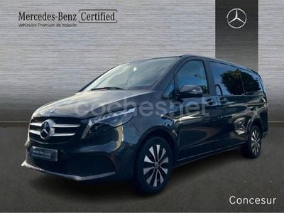 Gris / plata Usado 2023 Mercedes V250 Monovolumen | 56.500 € (Precio justo)