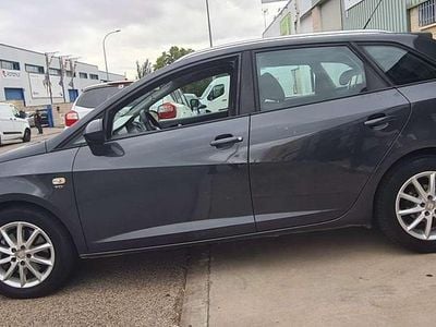 Begagnad Seat Ibiza ST Style 105 HK (77 kW) 2012 Grå Kombi