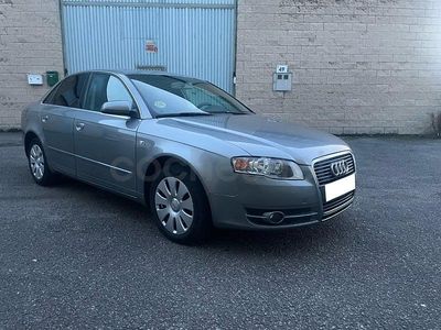 Usado Audi A4 140 CV (102 kW) 2006 Gris / plata Berlina