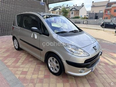 Peugeot 1007