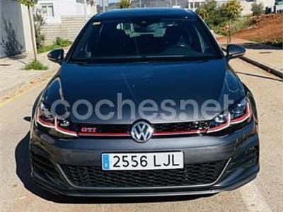 Usado VW Golf VIII GTI 245 CV (180 kW) 2020 Gris / plata Berlina