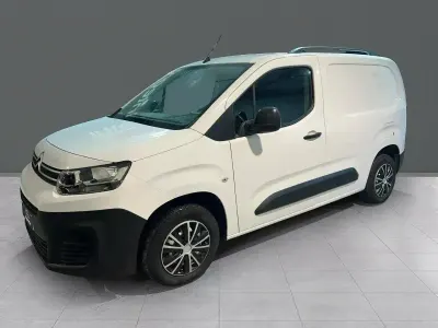 Usado Citroën Berlingo 76 CV (55 kW) 2020 Blanco Monovolumen