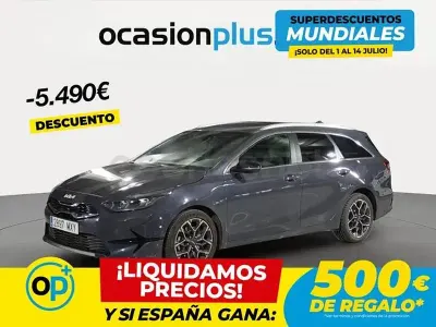 Usado Kia Ceed Style 100 CV (73 kW) 2025 Gris / plata Utilitario