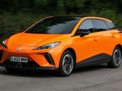 Usado MG MG4 EV Luxury 150 kW (204 CV) 2024 Naranja Utilitario