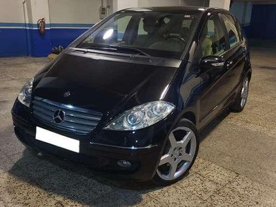 Usado Mercedes A200 139 CV (102 kW) 2007 Negro Utilitario