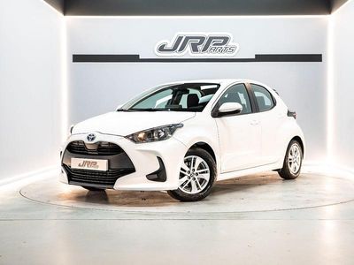 Blanco Usado 2022 Toyota Yaris Hybrid Style Berlina | 16.990 € (Precio justo)