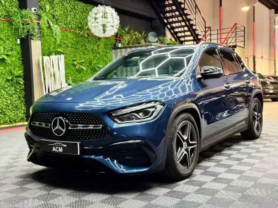 Usado Mercedes GLA200 150 CV (110 kW) 2020 Azul SUV