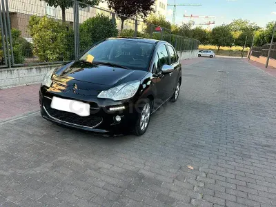 Usado Citroën C3 68 CV (50 kW) 2015 Negro Berlina
